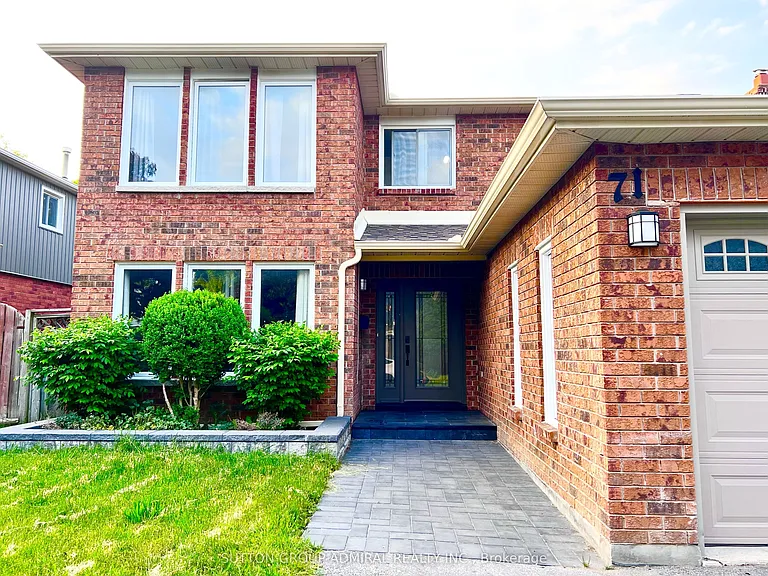 71 Trillium Cres — Photo 2