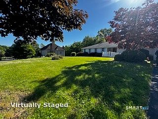 4th image of 39 Westcliff Drive