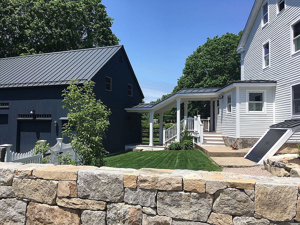 2nd image of 34 Shore Rd
