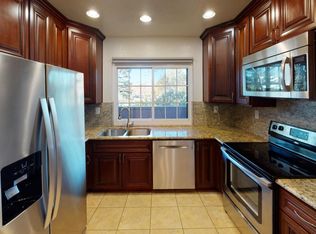 460 Costa Mesa Ter APT E, Sunnyvale, CA 94085