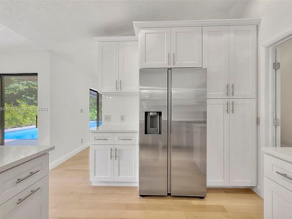 3rd image of 388 NW 89th Ln