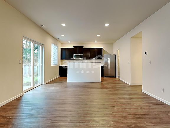 5th image of 11022 191st Street Ct E