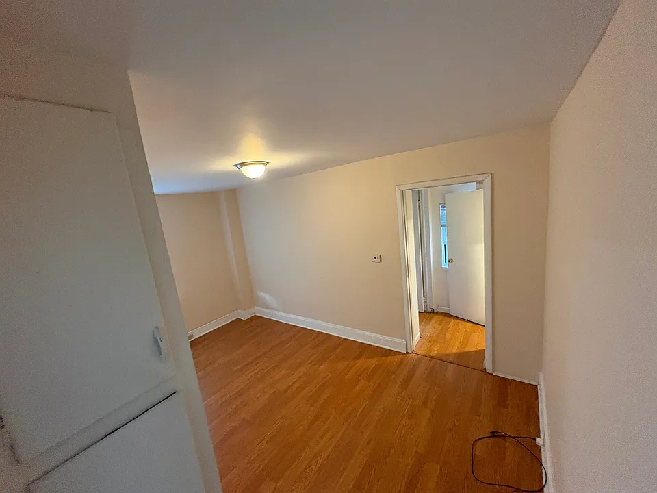 522 Saddle River Rd #1