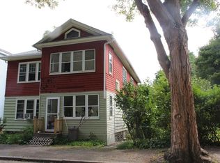 26 Hermitage Ln, Worcester, MA 01605