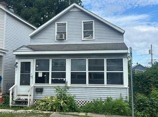 421 7th Ave, Troy, NY 12182