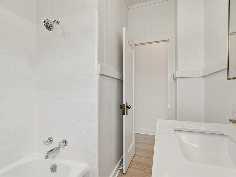 2567 Liliha St — Photo 15