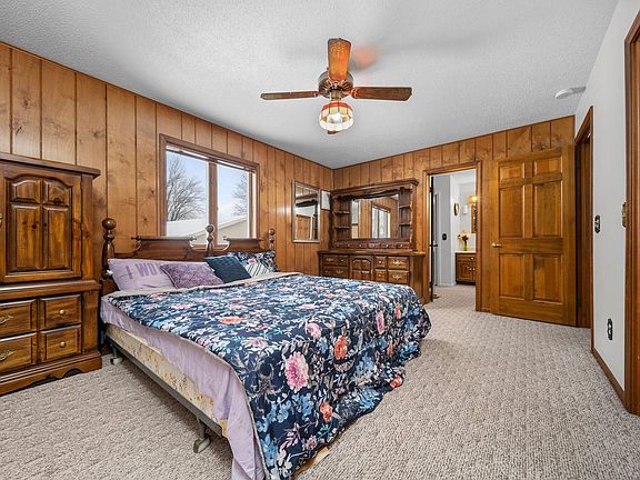 2nd image of 18135 Shamrock Blvd