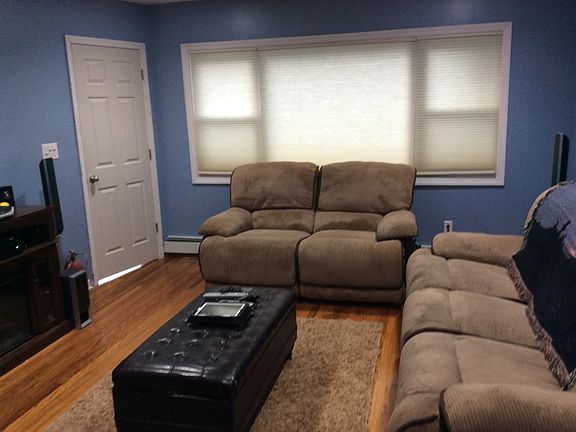4th image of 1079 North Dr
