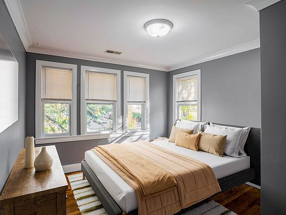 landlord_unit_photo_62827385_4