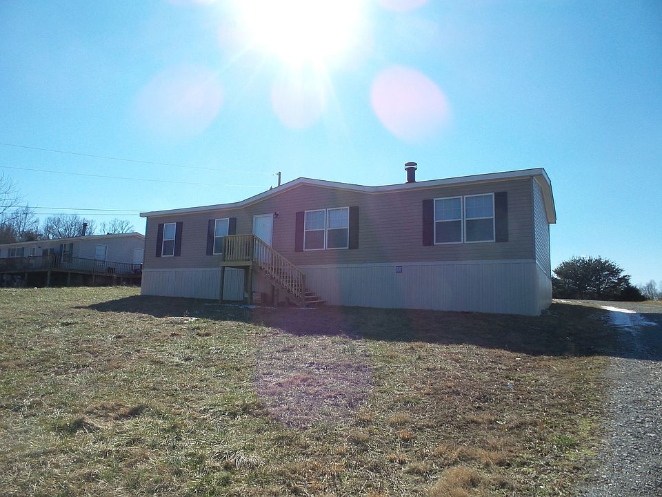 1st image of 204 Cowan Ln