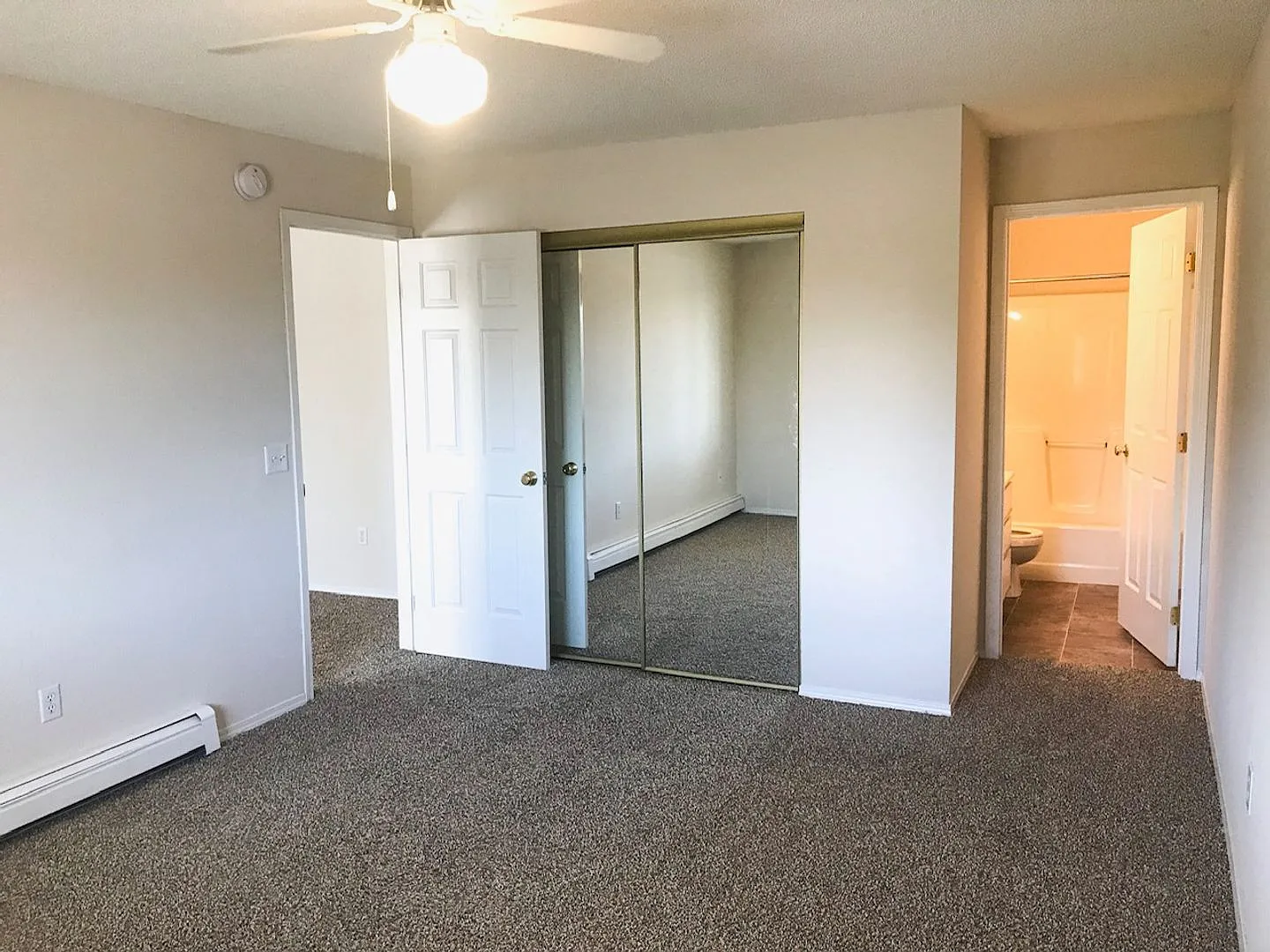 PEARLWOOD ESTATES — Photo 4