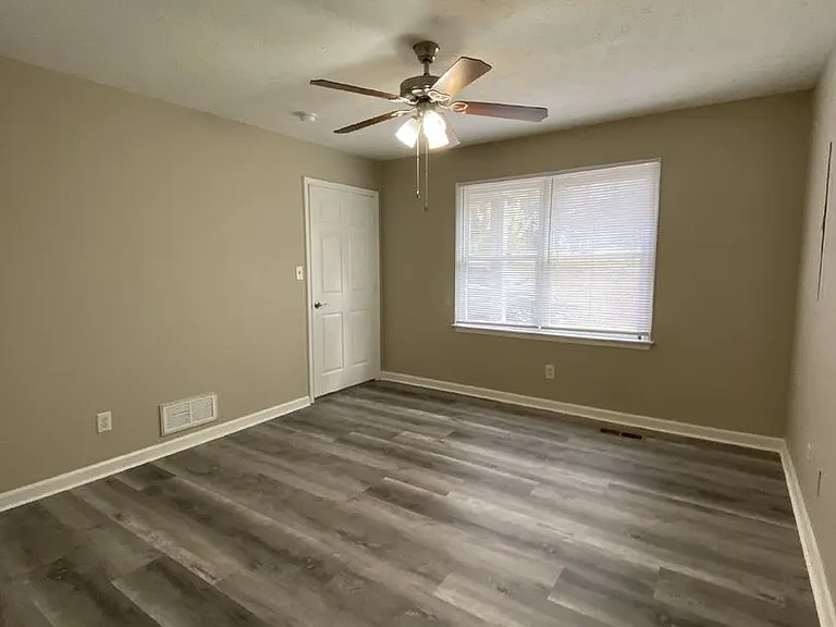 338 Whitehead Rd — Photo 3