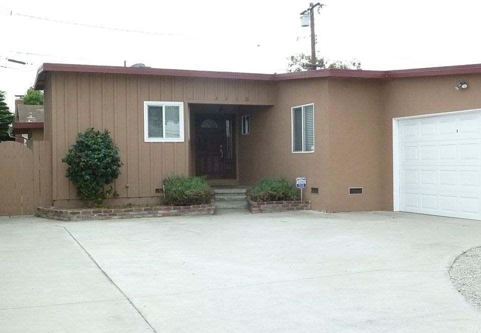 1st image of 2210 W 178th St