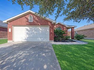 921 Dexter Dr, Leander, TX 78641