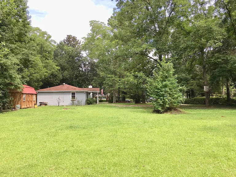 606 N Maple St — Photo 6