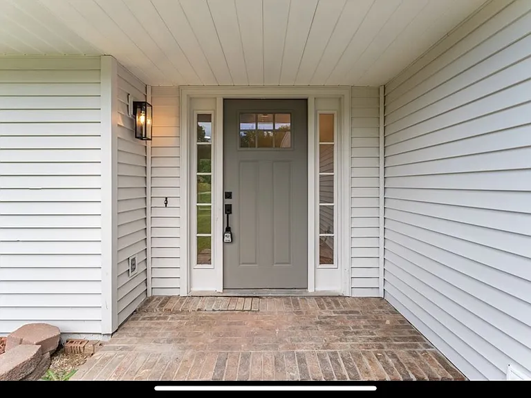 10 Charing Ln — Photo 6