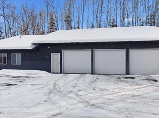 7051 W Highland Dr, Wasilla, AK 99623