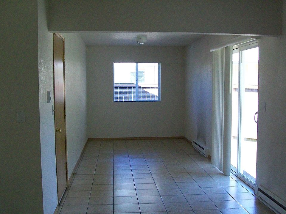 1st image of 5004 22nd Ave SE