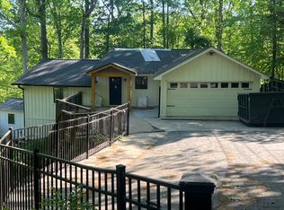 3584 Ridge Dr, Gainesville, GA 30501