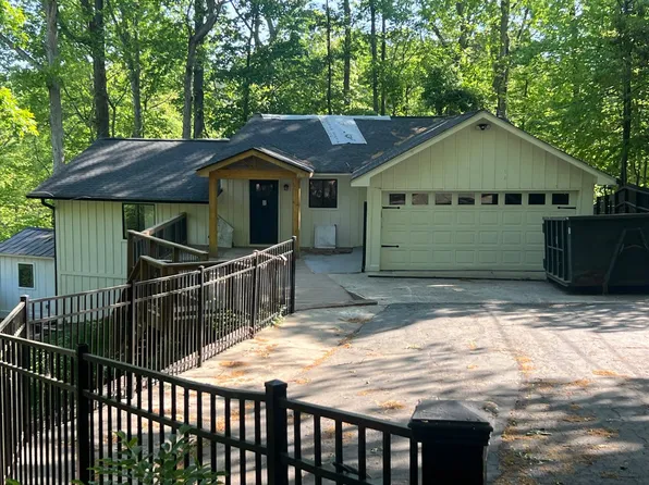3584 Ridge Dr, Gainesville, GA 30501