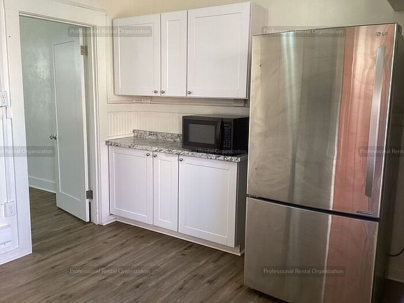 4th image of 906 Washington St APT 7