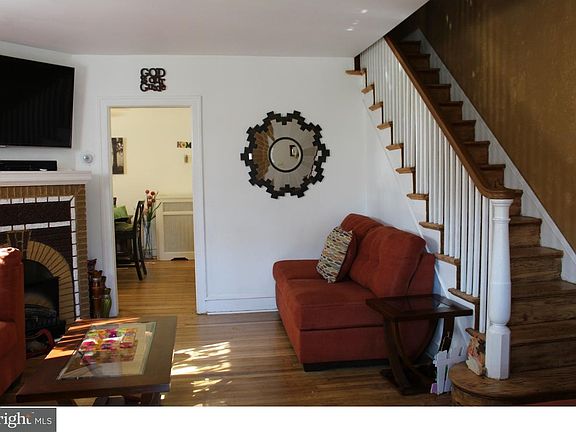 4th image of 702 Yeadon Ave