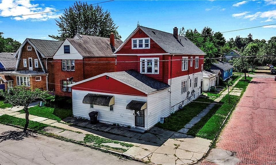 1st image of 102 Peace St