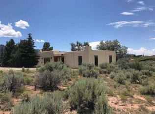 32 Camino Campanas, Ranchos De Taos, NM 87557