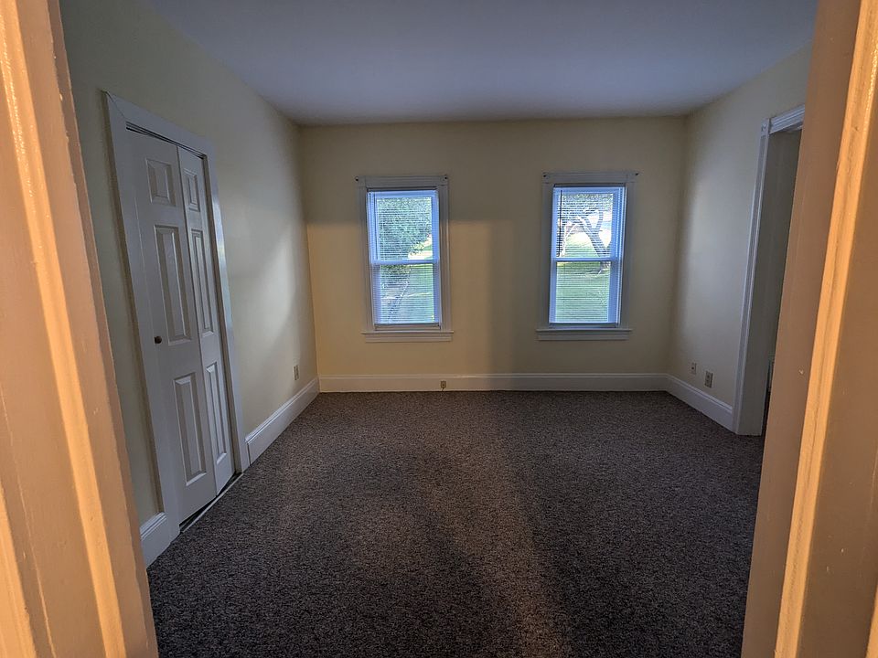 1st image of 424A S Northampton St