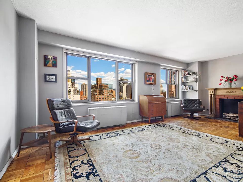 1st image of 137 E 36th St #12C