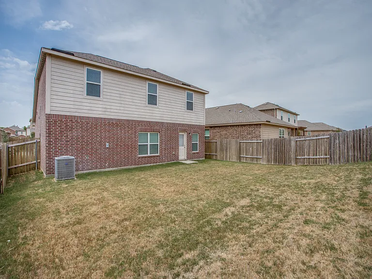 1622 White Mountain Way — Photo 24