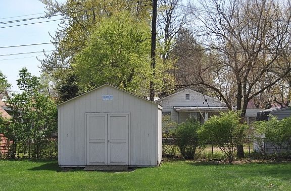 4th image of 408 Brown Cir