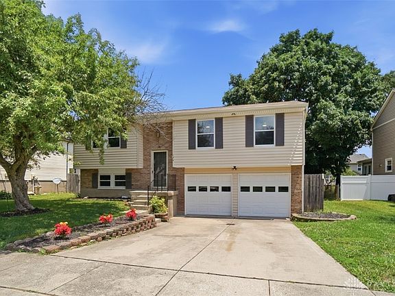 3rd image of 174 Circle Dr