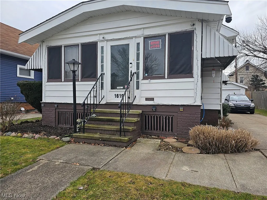 1619 Denley Ave photo 1