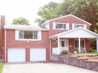 434 Winterset Dr, Pittsburgh, PA 15209