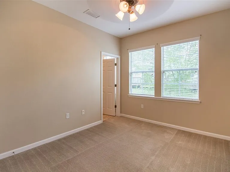 2293 Del Carmel Way — Photo 20