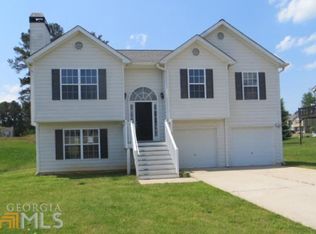 6013 Lancelot Ln, Douglasville, GA 30135