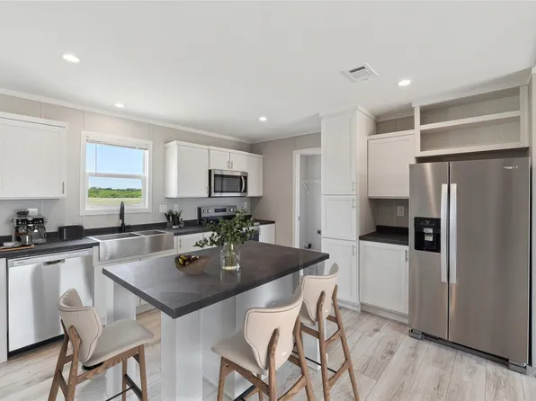 1287 County Road 402 Lot 17, Flatonia, TX 78941