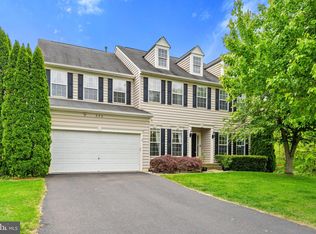 880 Autumn Ridge Rd, Culpeper, VA 22701