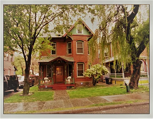 363 Laurel St #2 Photo 1
