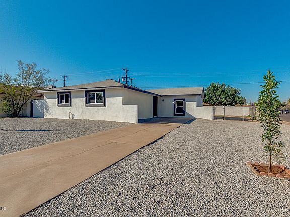 3rd image of 3112 N 43rd Dr