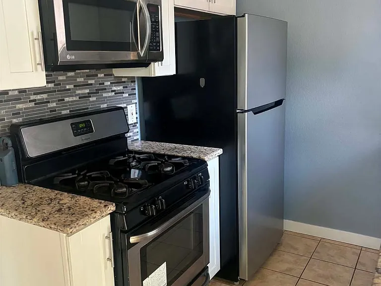 227 E Wild Senna Dr — Photo 5
