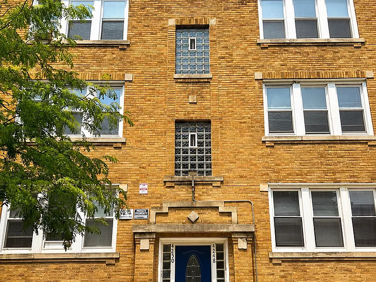 4260 W Hirsch St #1 — Photo 1