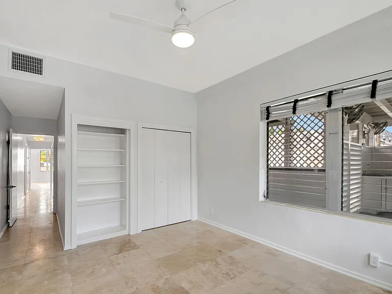 218 Worth Ave — Photo 19