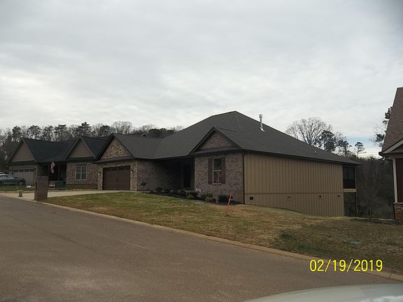 3rd image of 734 Conner Ln