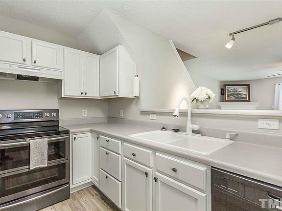 4th image of 5229 Eagle Trace Dr