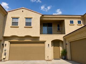 1367 S Country Club Dr