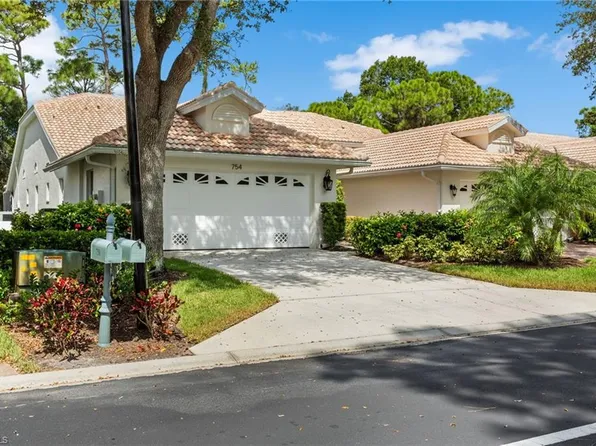 754 Wiggins Bay DR, NAPLES, FL 34110