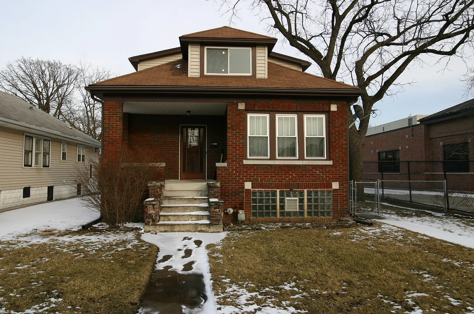1323 Sunnyside Ave photo 1