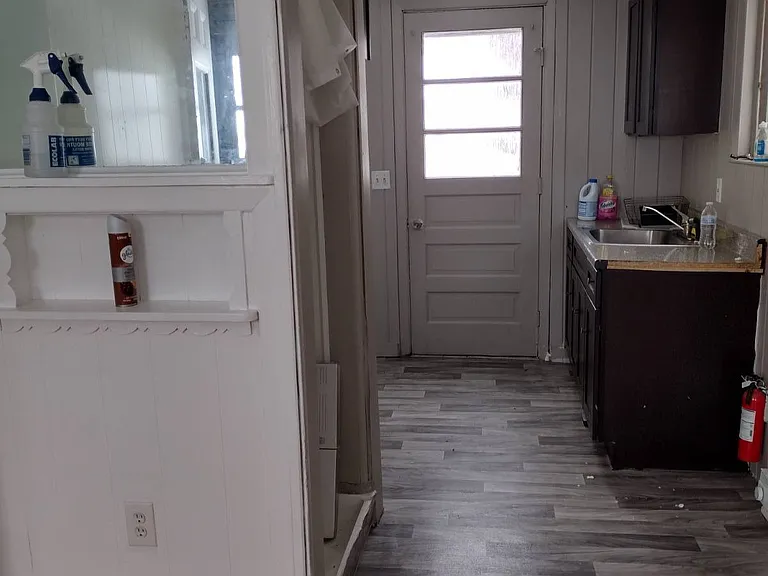 1124 Lenox Ave #2 — Photo 2